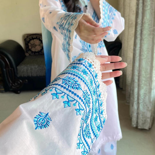 WHITE/BLUE LAWN 3PC ( FARSHI SHALWAR)