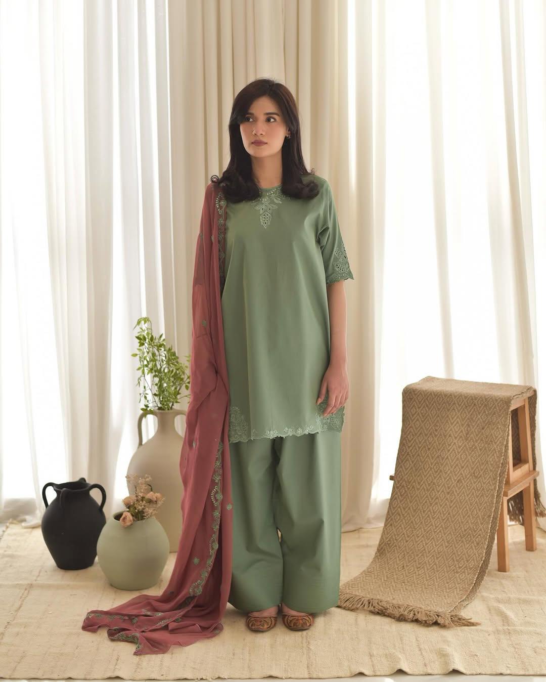 AIRA LAWN 3PC - Almia