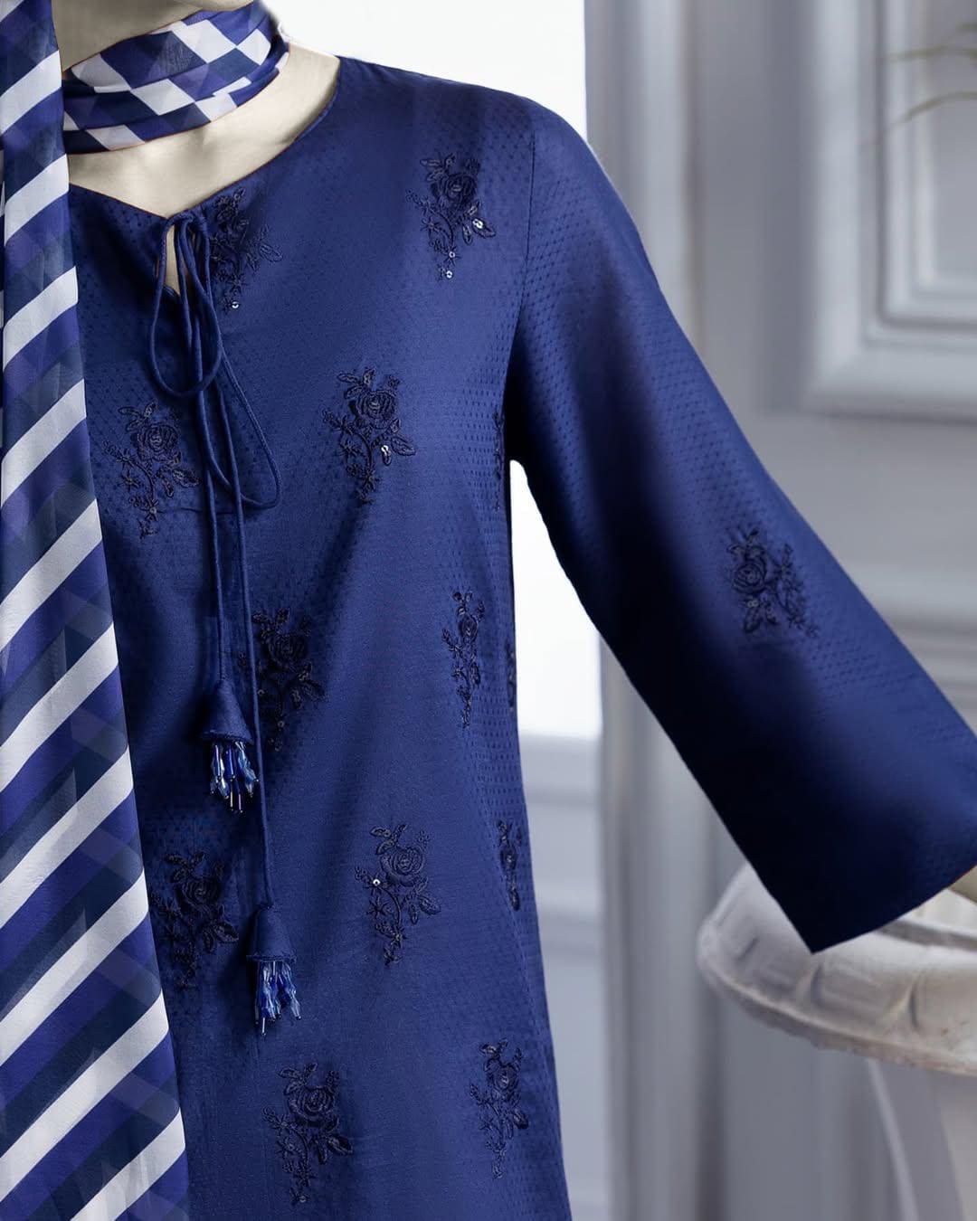 BLUE BLOOM LAWN 3PC - Almia