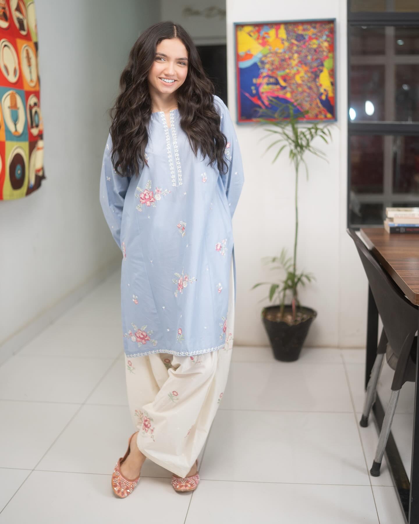 FIZA LAWN 2PC - Almia