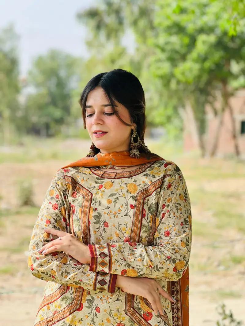 MEHAR LAWN 3PC ( FARSHI SHALWAR ) - Almia
