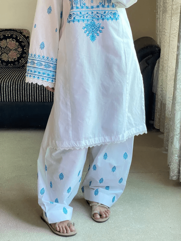 WHITE/BLUE LAWN 3PC ( FARSHI SHALWAR) - Almia