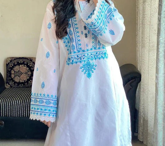 White/Blue Lawn 3Pc (Farshi Shalwar)